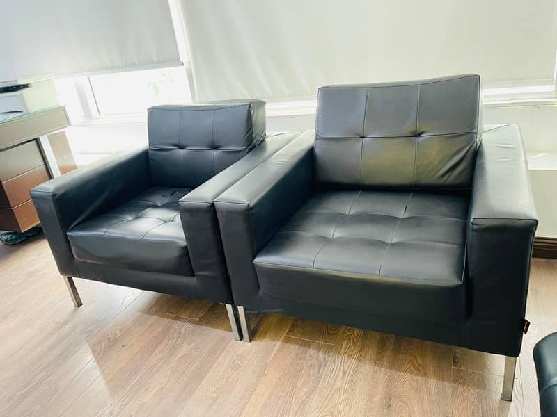 leather sofas 3