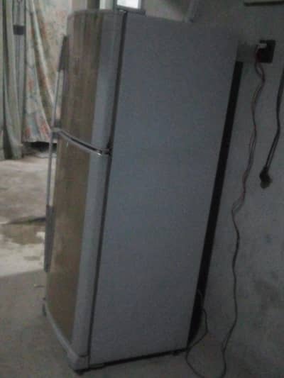 dawlance company used but good condition