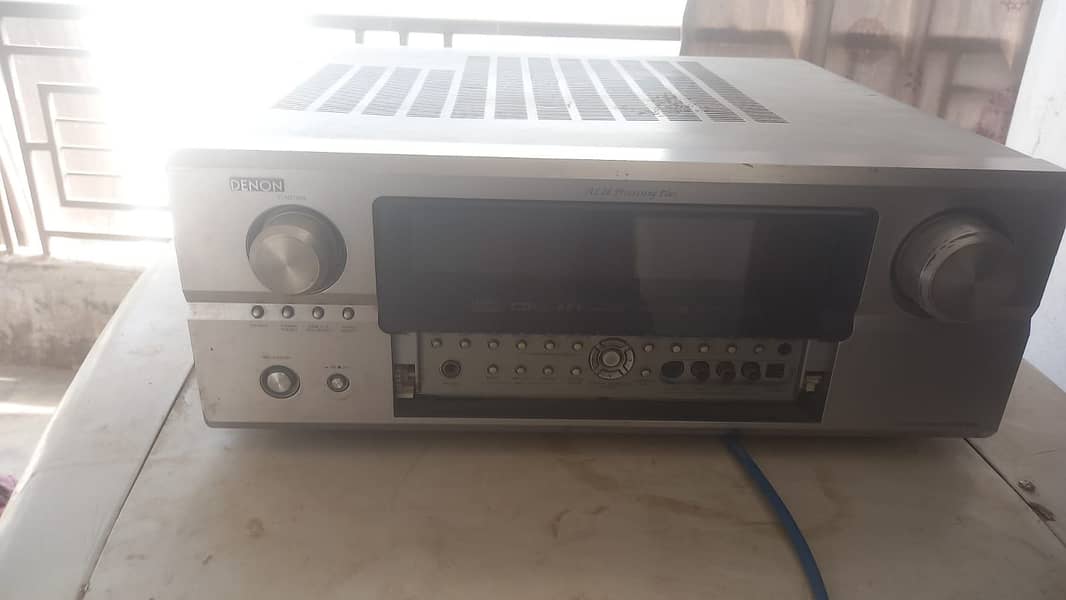 Denon amplifier 1