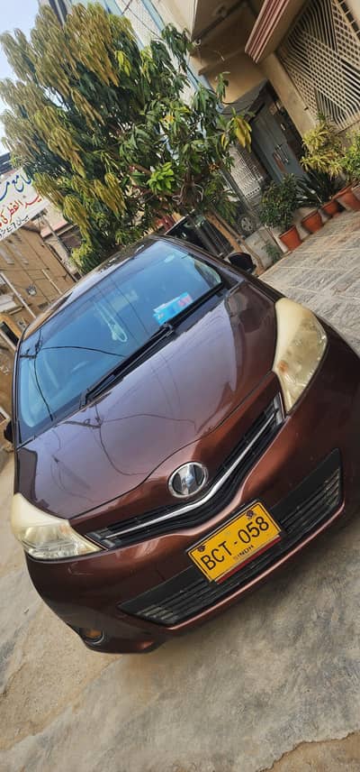 Toyota Vitz 2015