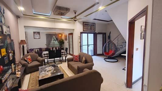 1 KANAL UPPER PORTION RENT FOR FAMILY NEAR ALLAH HO CHOWK JOHAR TOWN