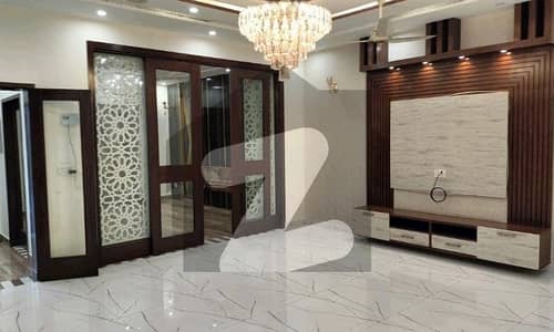 Perfect 10 Marla House In Bahria Town - Sector E For sale