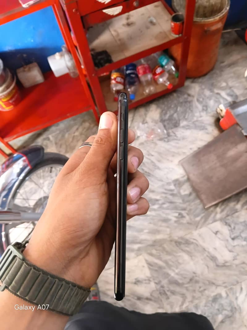 Apple iPhone 7 Plus 3