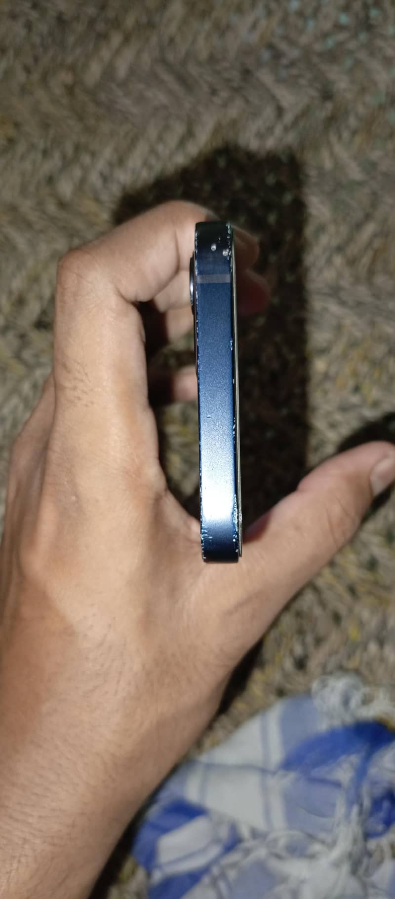 Apple iPhone 12 3