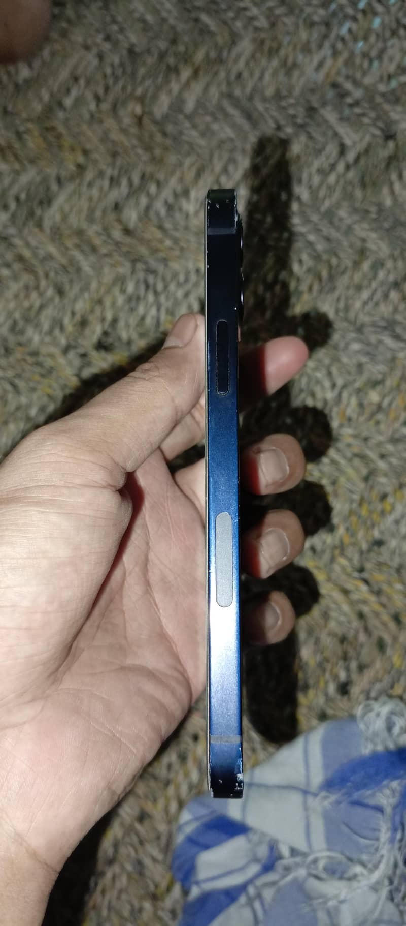 Apple iPhone 12 6