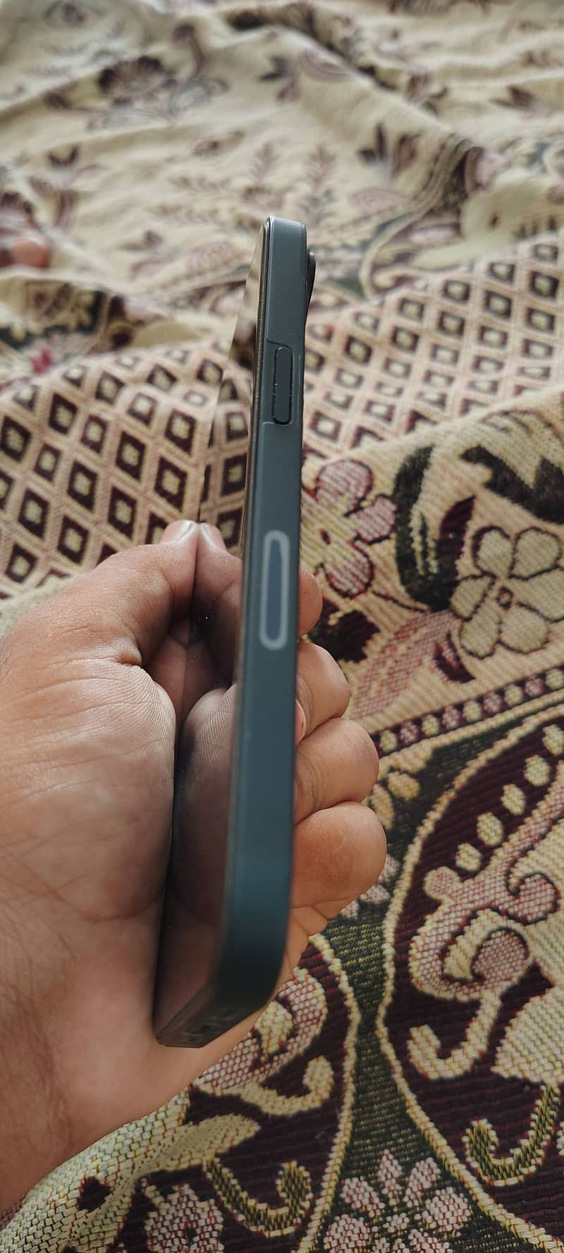 Apple iPhone 13 6