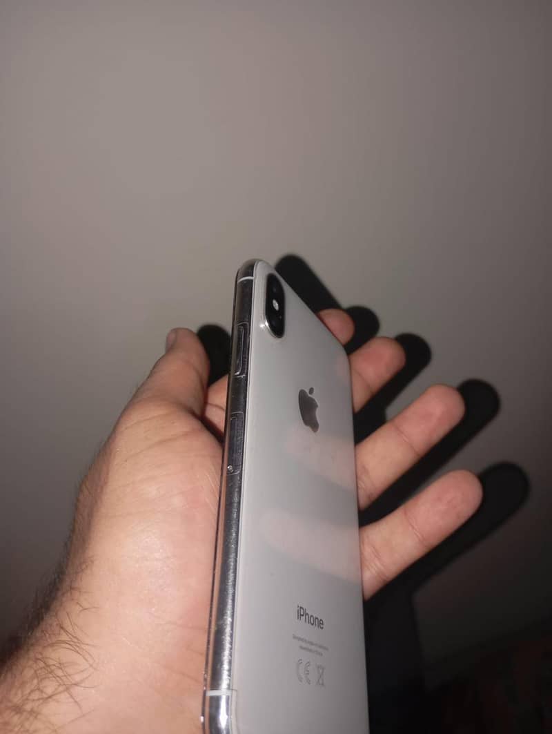 Apple iPhone X 2