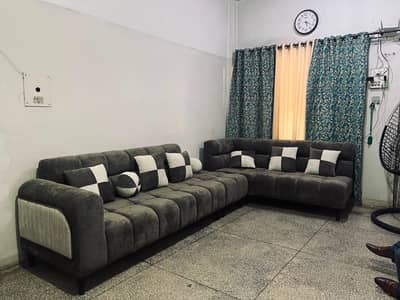 L-Shaped sofa brand new 7 seater