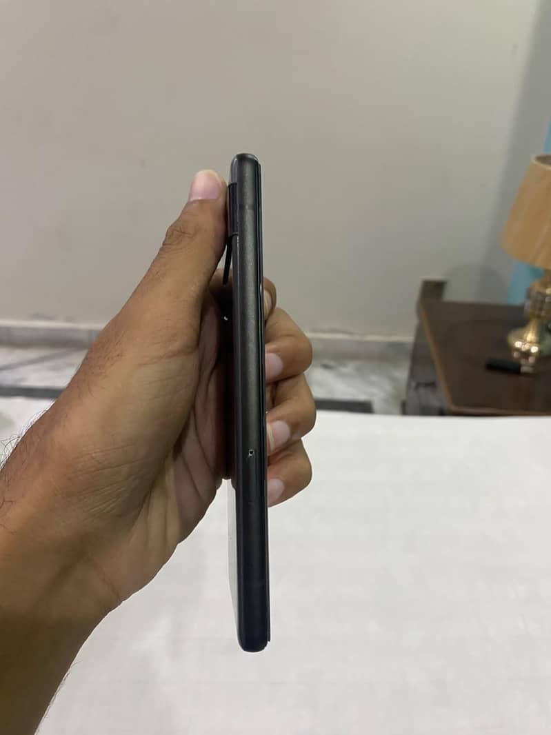 Google Pixel 6a 3