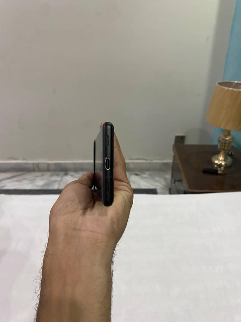Google Pixel 6a 5
