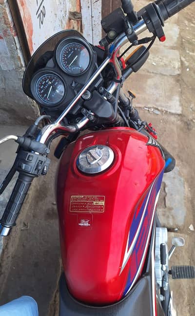 Honda CB125F 2022B