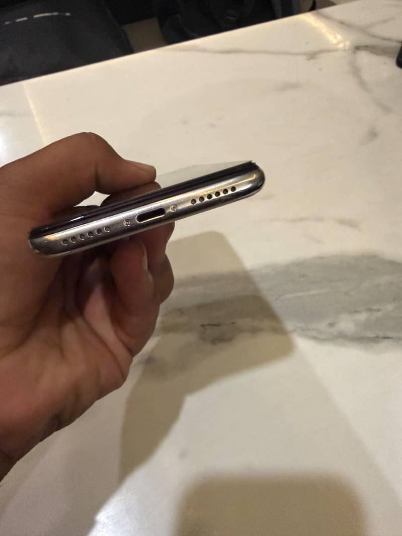 Apple iPhone X 1