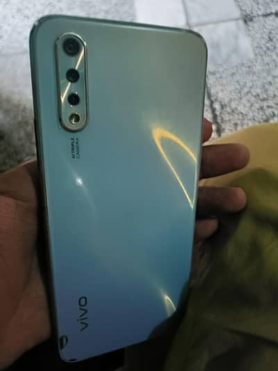 Vivo S1 display finger