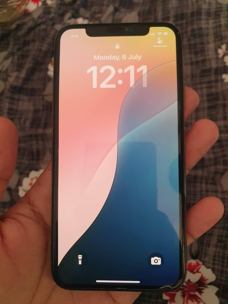 Apple iPhone XS 5