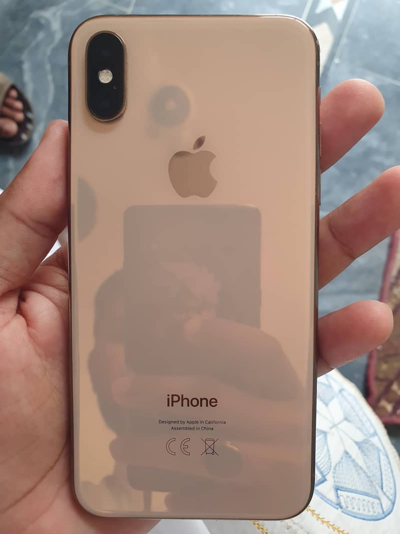 Apple iPhone XS 6