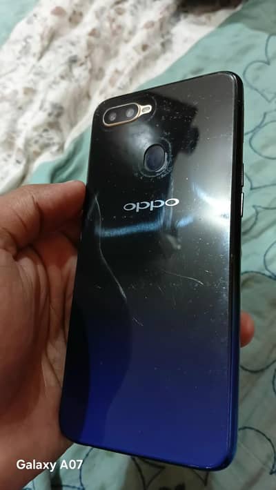 OPPO F9