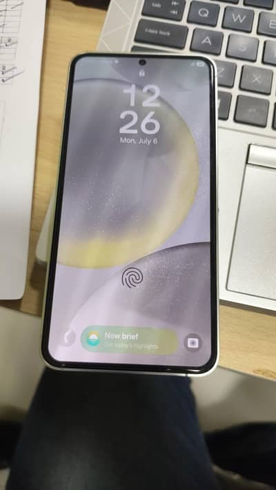 Samsung Mobile S24
