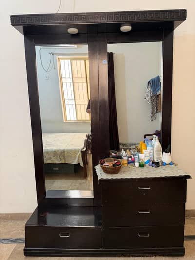 Large Wooden Dressing Table with Dual Mirrors, 4 Drawers & 2 lights