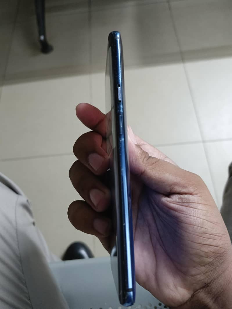 One Plus 7 Pro 3