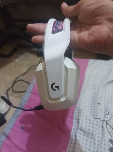 LOGITECH G733