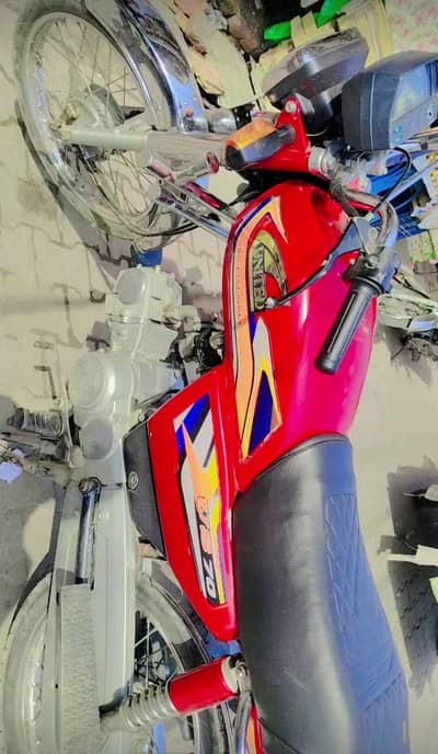 united bike 2025 model condition 10 by9  total geniune