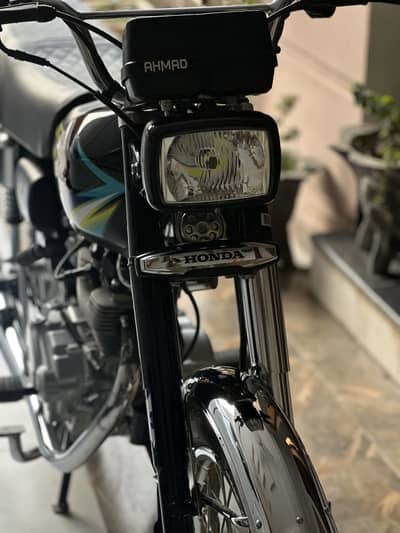 Honda 125 black colour for sale