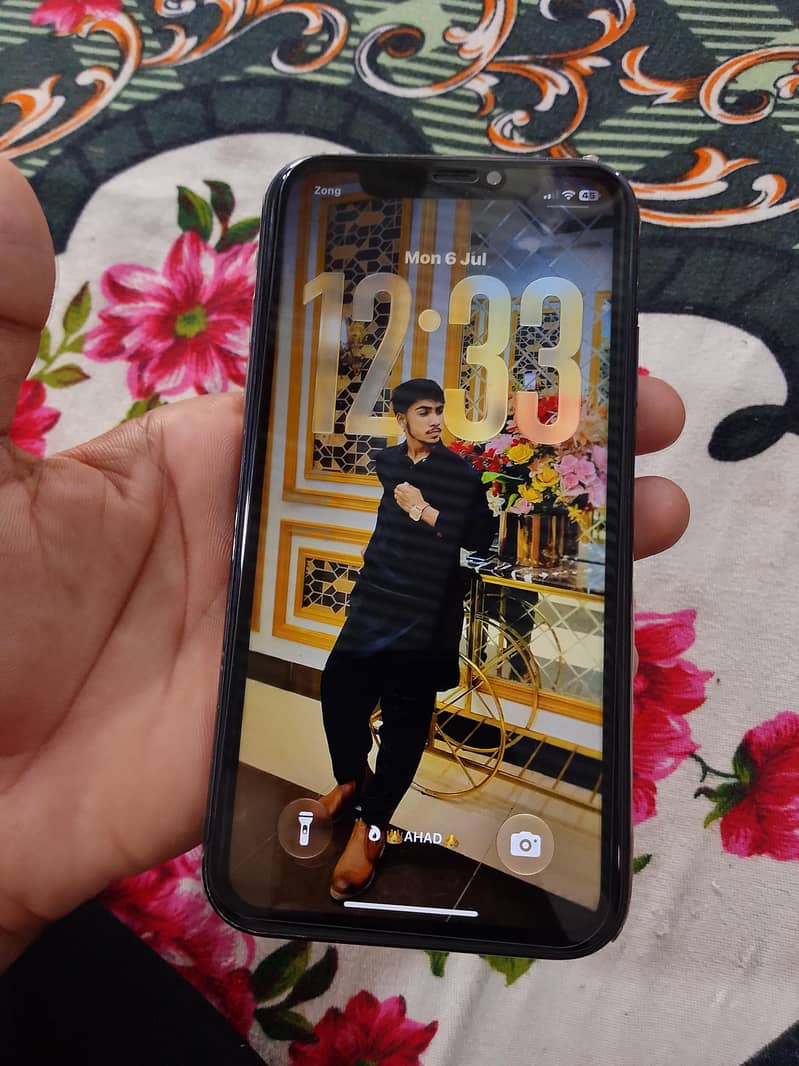 Apple iPhone 11 2