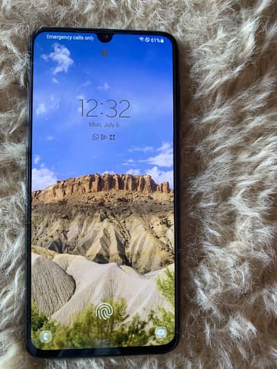 Samsung Mobile A70