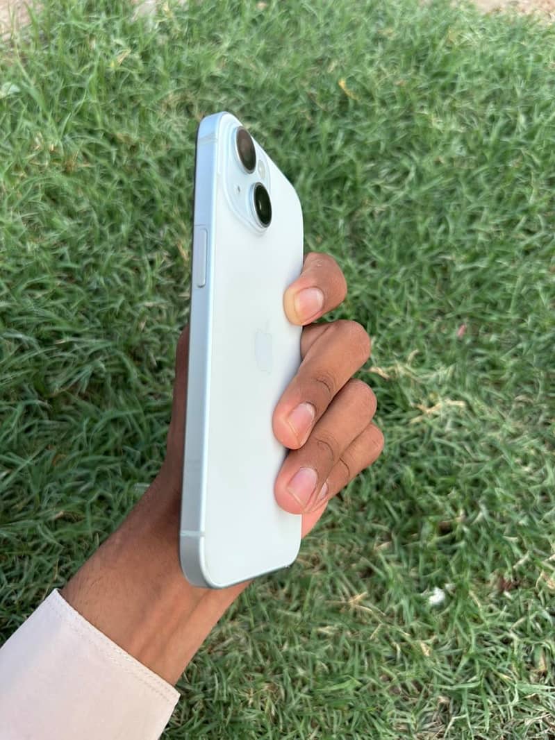 Apple iPhone 15 3