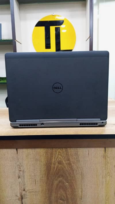 Dell Precision 7510 Workstation | Core i7 6820HQ | 8GB RAM | 256GB SSD