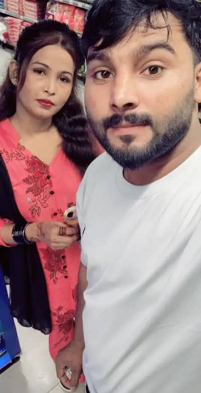 Hume job ki need hai husband wife Kisi ka pas job hai to rabta kryn