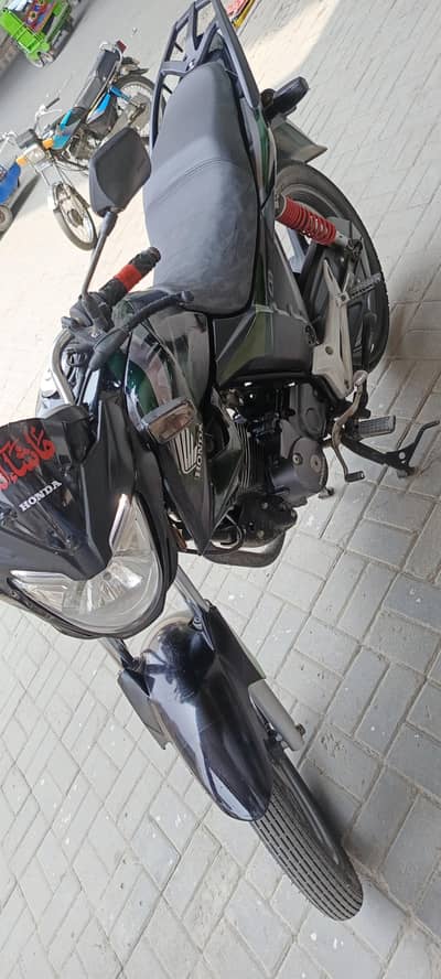 Honda 150 cb f 2017 model fit powerful bike