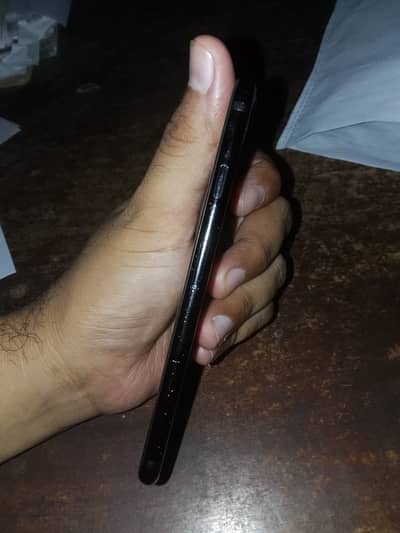 Apple iPhone 7