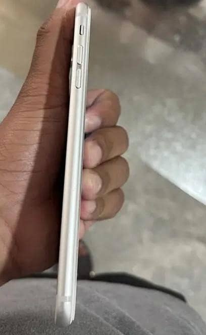 Apple iPhone 6 Plus 2