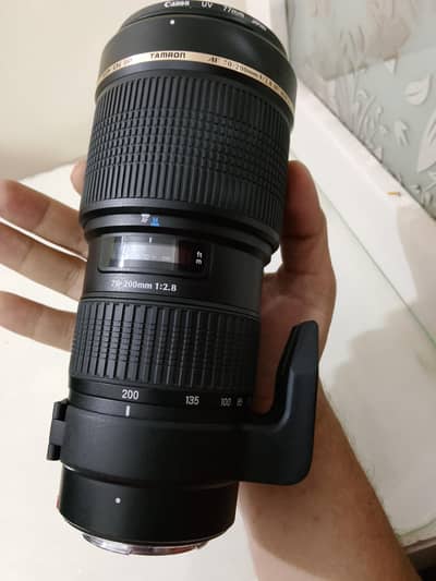 Tamron SP AF 70-200mm f/2.8 Di LD (IF) Macro Lens