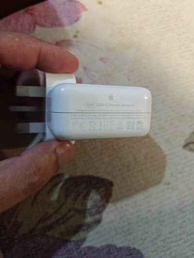 iPhone 17 original charger 35 wat with cable for sale