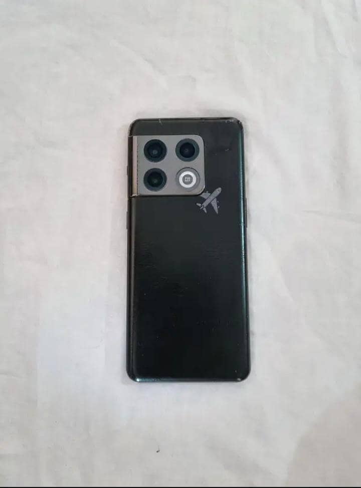 One Plus 10 Pro 0