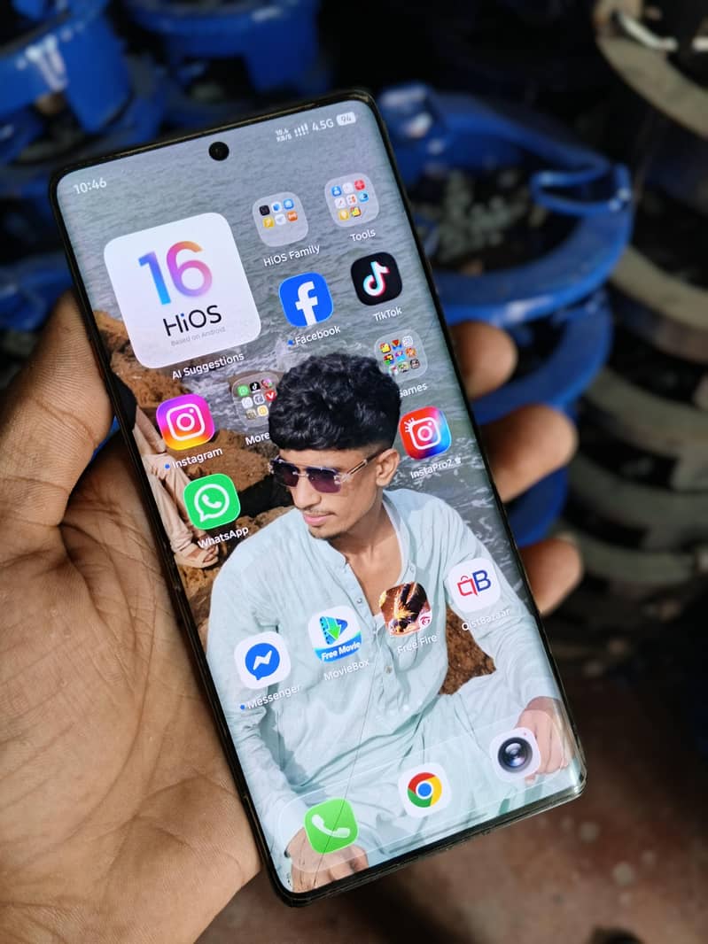 Tecno CAMON 40 Pro 8