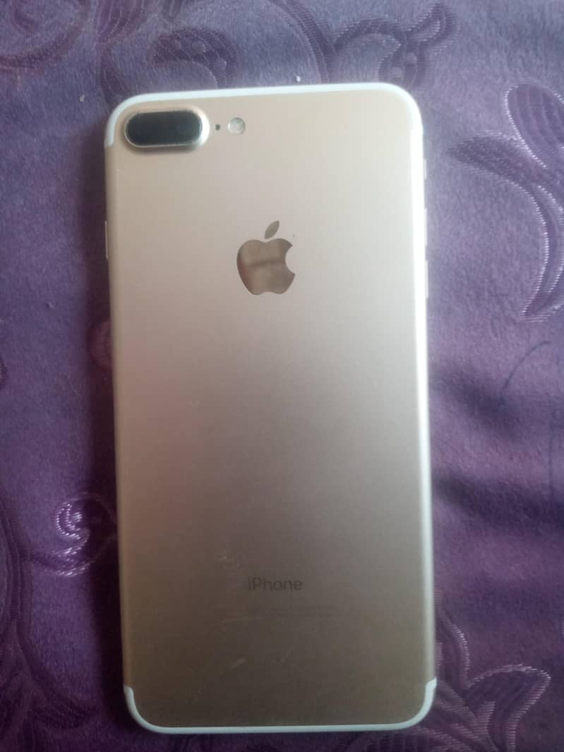 Apple iPhone 7 Plus 2