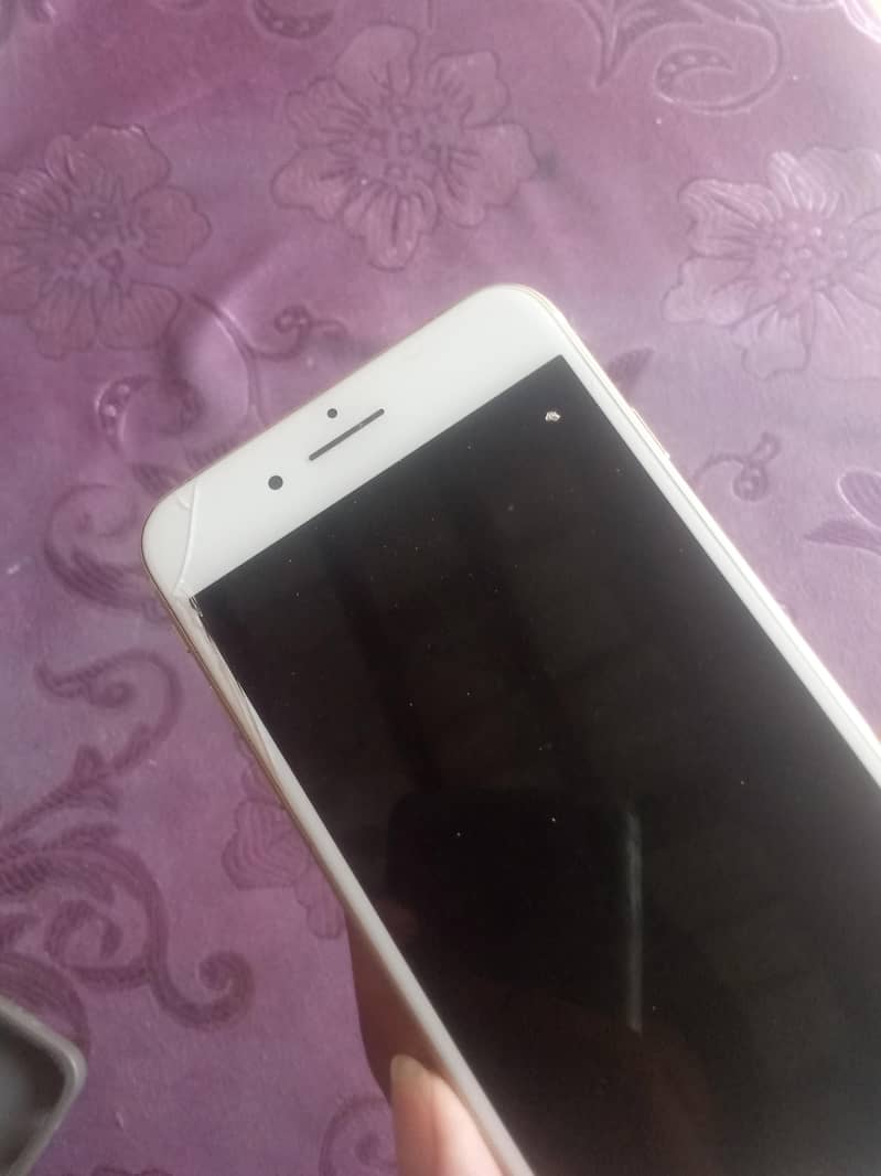 Apple iPhone 7 Plus 3
