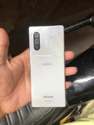sony xperia 5