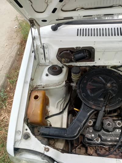 Suzuki Mehran VXR 2000