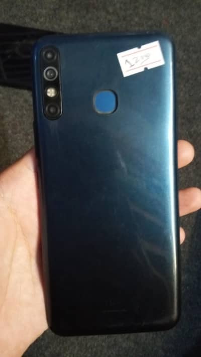 Infinix Hot 8