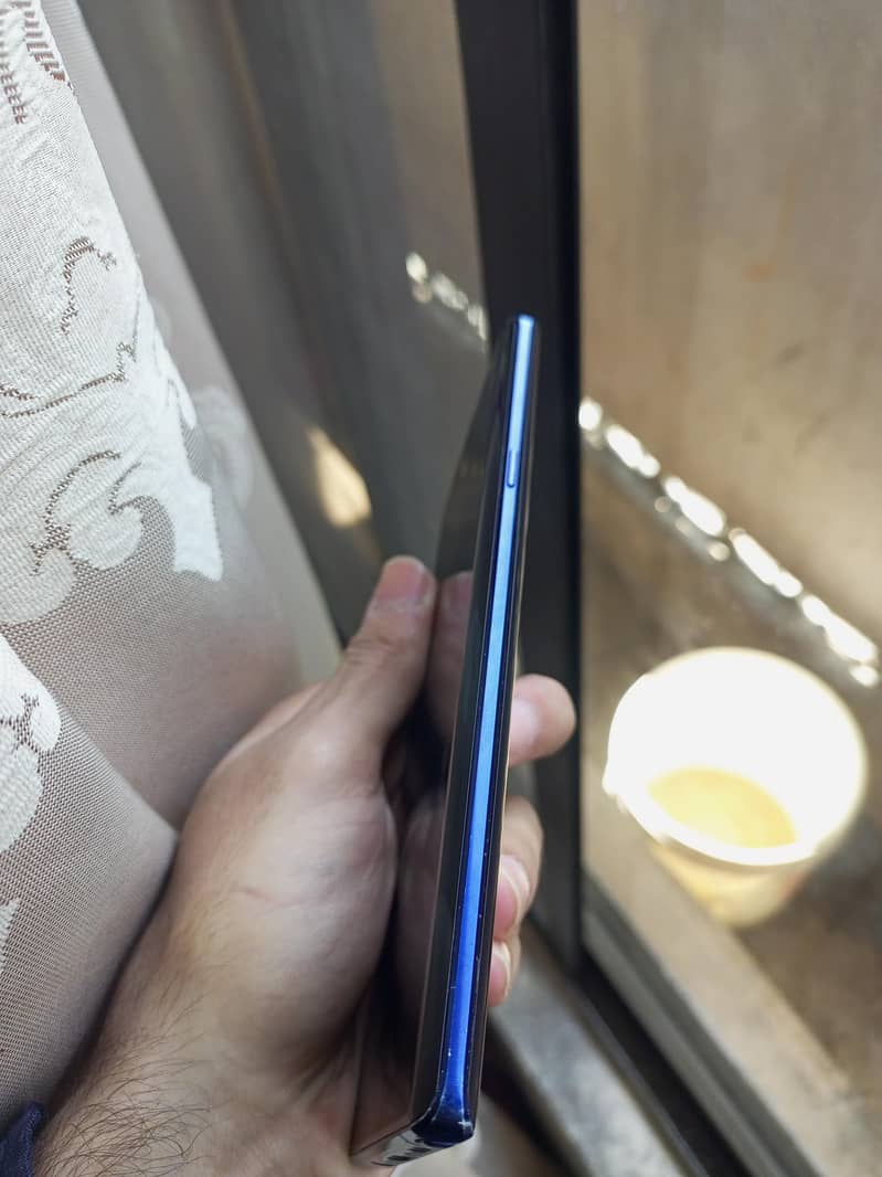 Samsung note 9 4