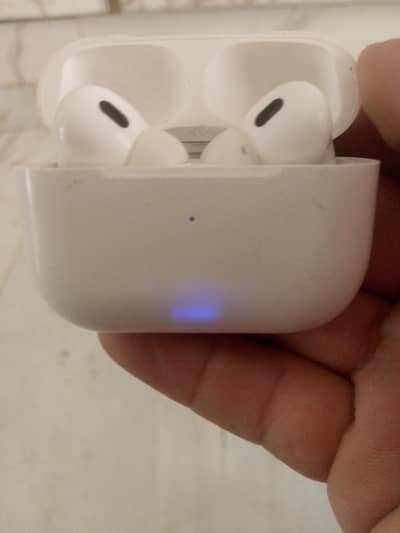 Bluetooth airbirds good condition