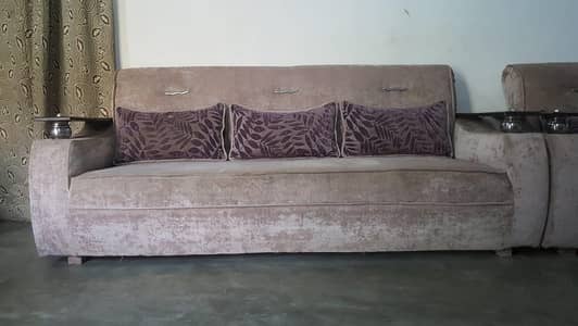 BEST SOFA SET 5 SESTER IN GOOD CONDITION AND VARY LOW PRICE