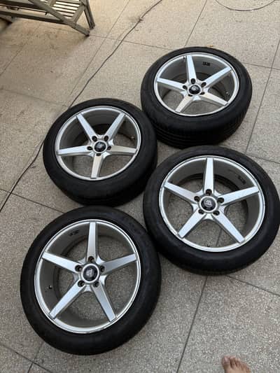 17 inch Rims with tyres
