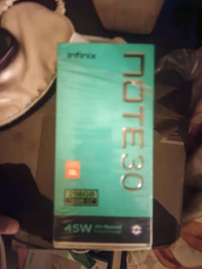 Infinix Note 30