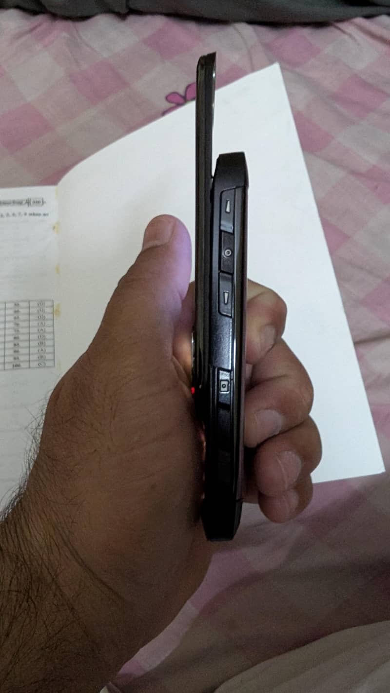 Nokia E66 9/10 5