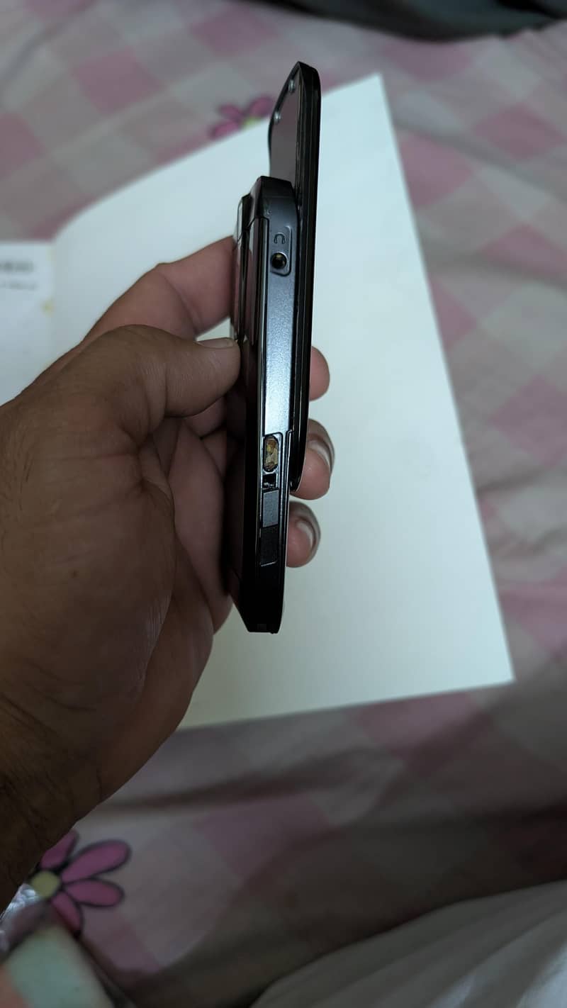 Nokia E66 9/10 6